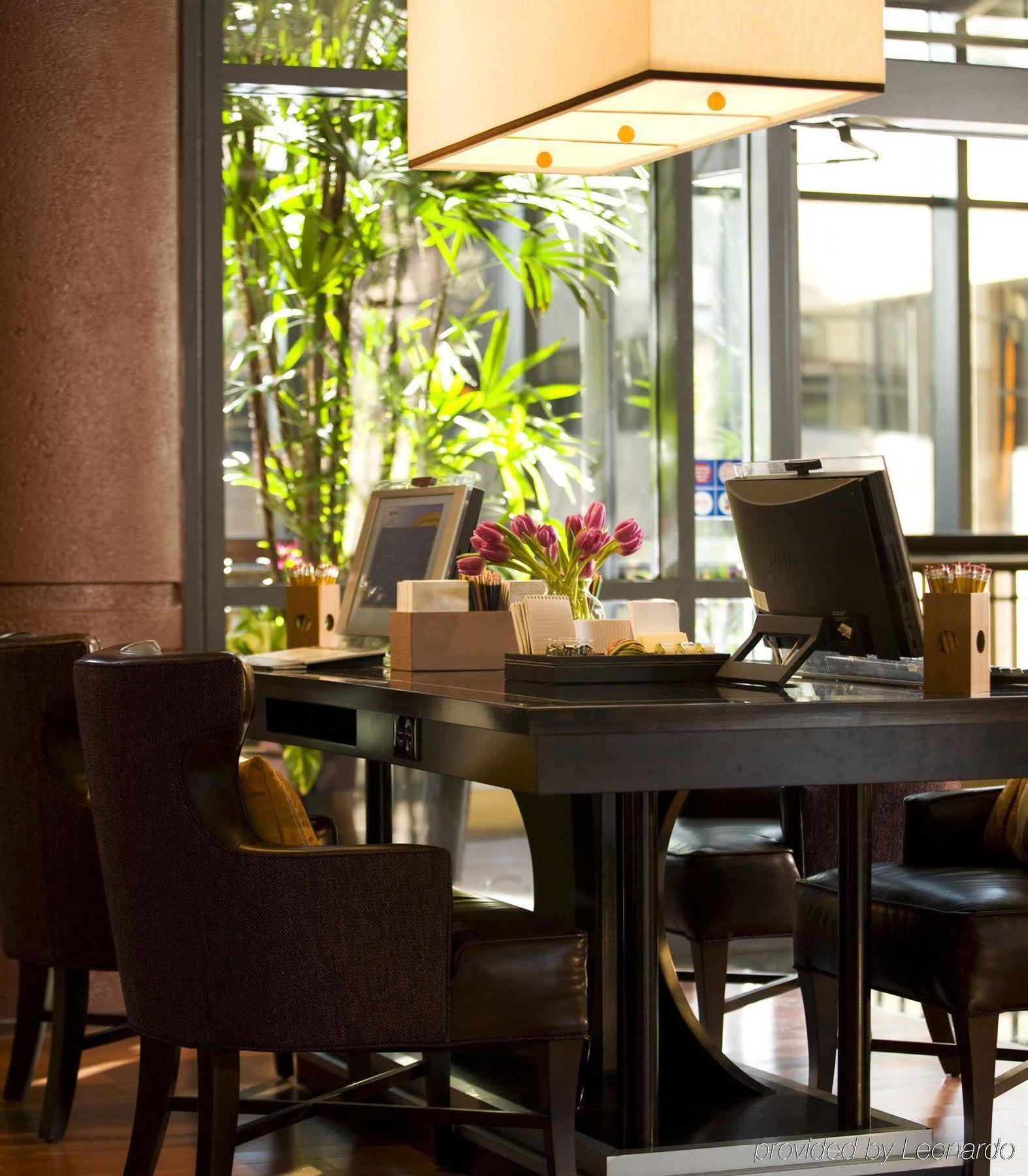 Hotel Embassy By Hilton Washington Dc